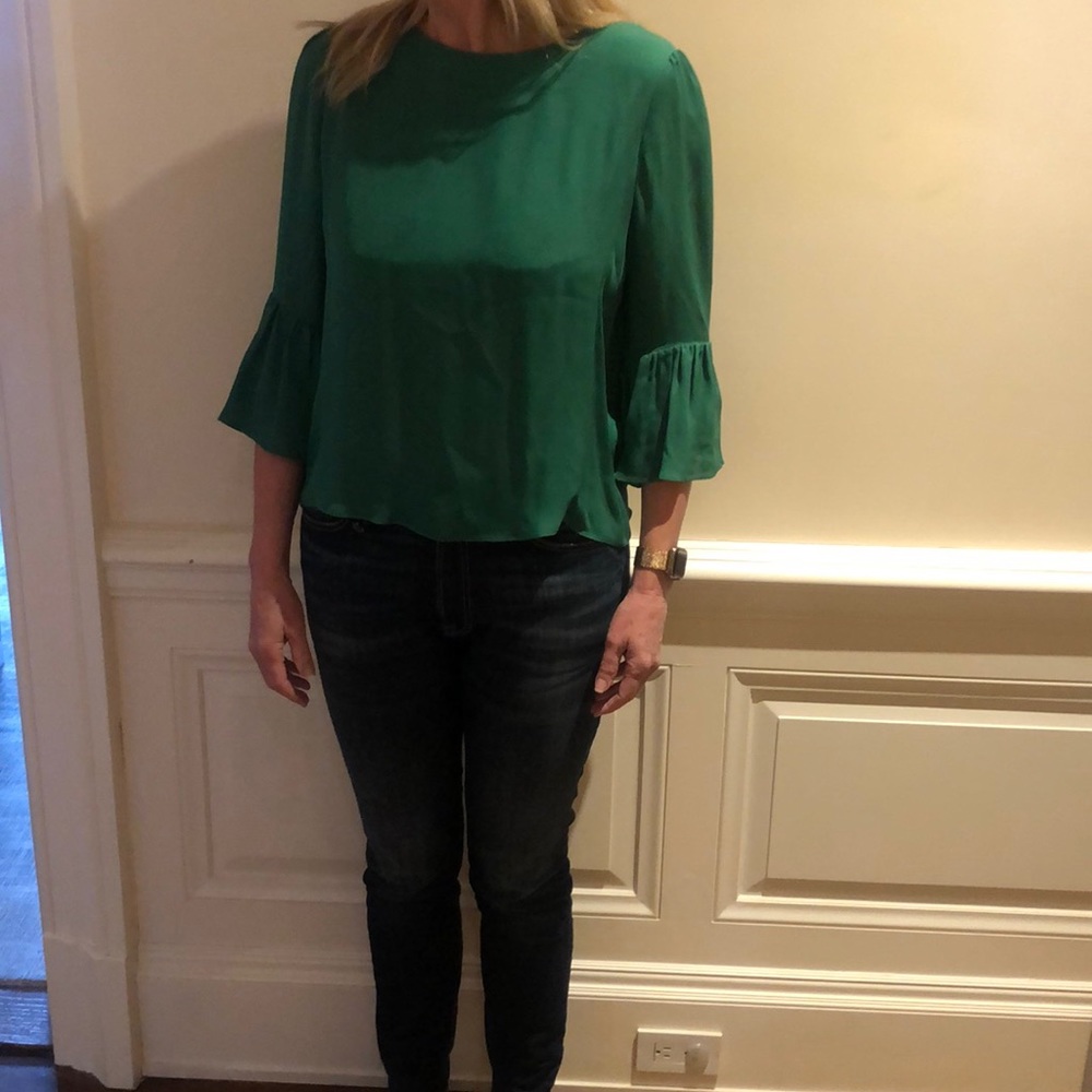 Alice & Olivia lovely green silk blouse